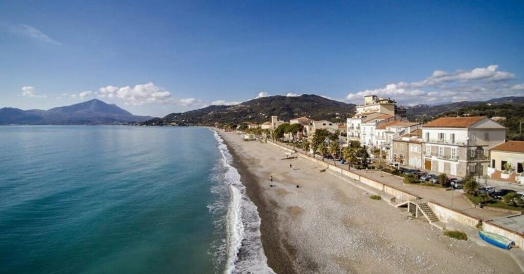 Vibonati, pubblicato il bando per i lavori contro l’erosione costiera