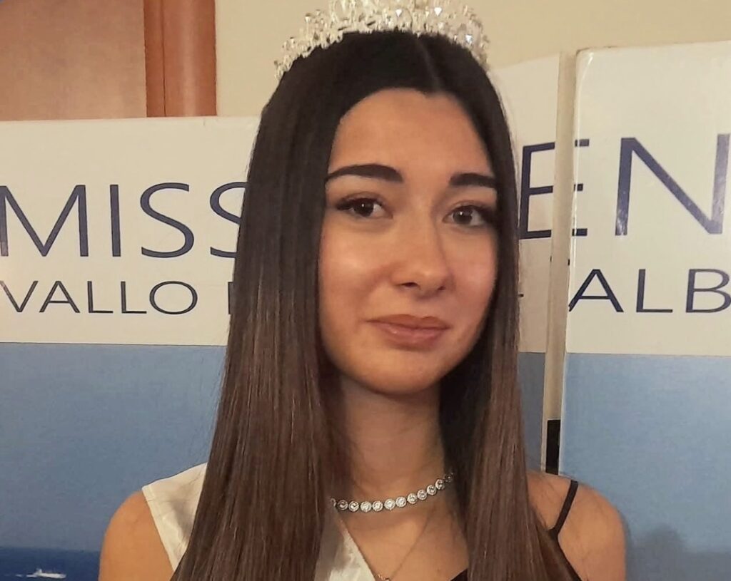 Sara Meluccio conquista Miss Cilento nel Mondo 2025