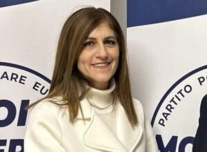 Teggiano, l’ex assessore Marisa Federico lascia la maggioranza e passa all’opposizione