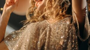 Brillare senza esagerare: l’outfit perfetto per la notte di Capodanno