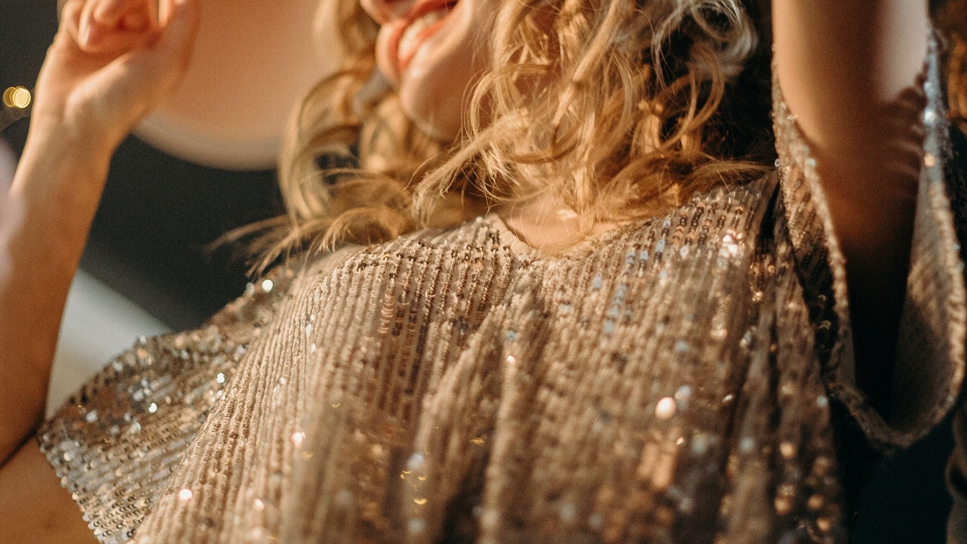 Brillare senza esagerare: l’outfit perfetto per la notte di Capodanno