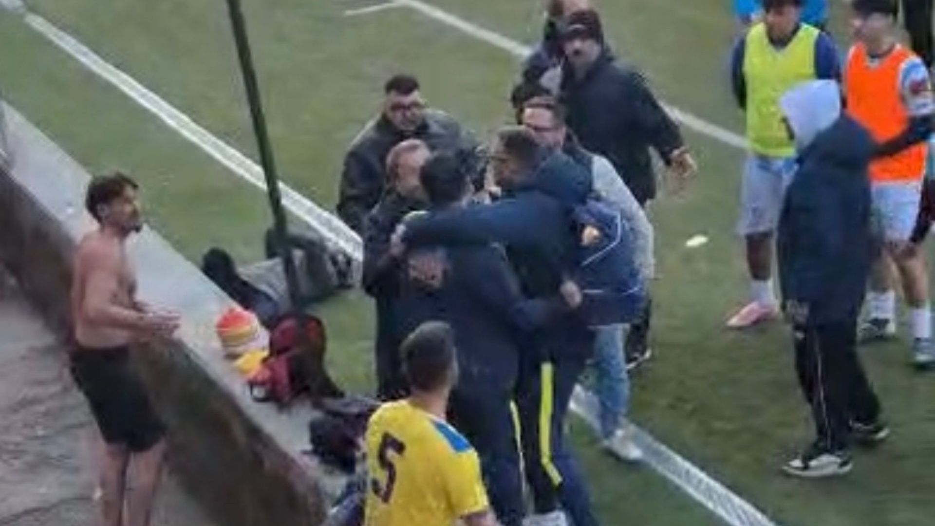 Sporting Palomonte – Club Serre, rissa a fine gara: dirigente colpito da uno schiaffo