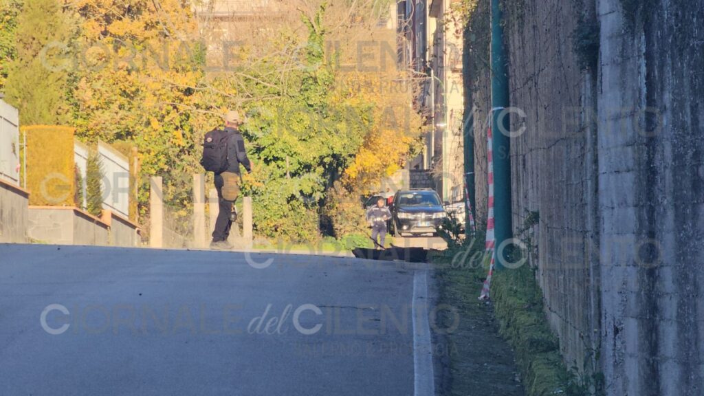 Polla, valigia sospetta vicino all’ospedale: artificieri in azione