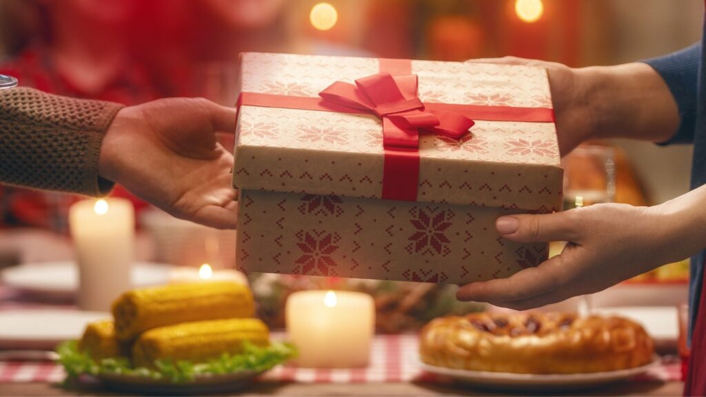 Italiani puntuali o ritardatari? A Natale vince la puntualità