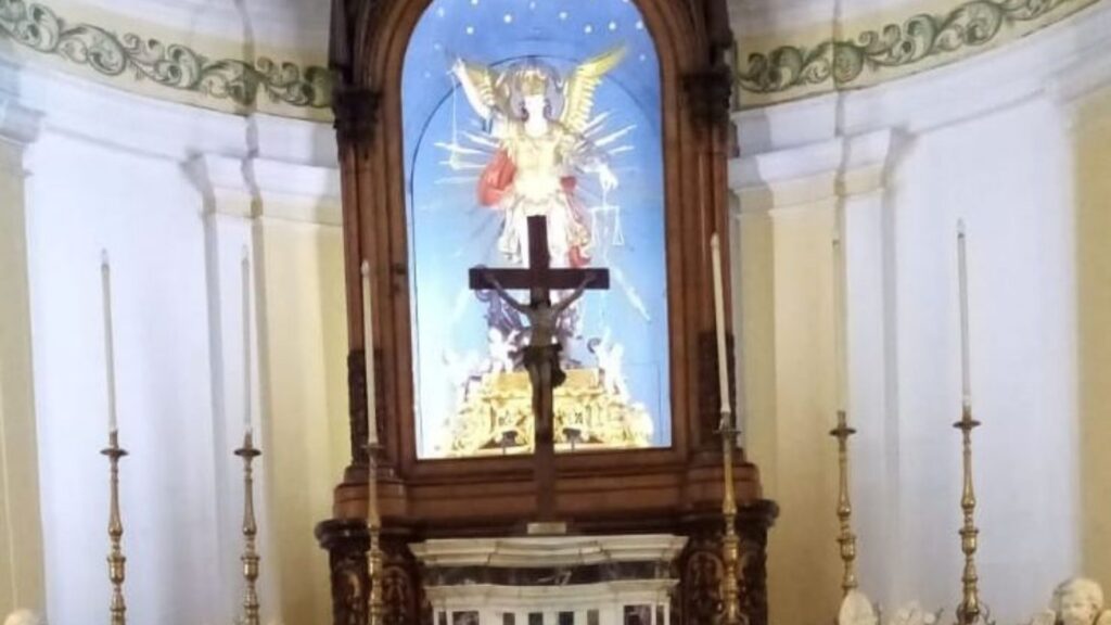 Statua di San Michele inaccessibile: appello dei fedeli a Sala Consilina