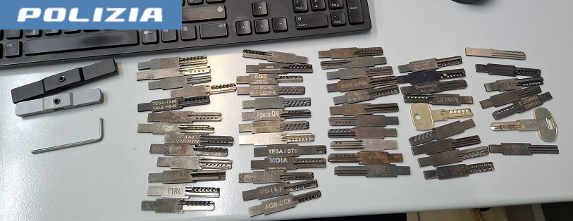 Furti in abitazione, fermati tre cittadini georgiani: un arresto dopo colluttazione con la Polizia