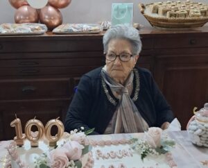 Albanella festeggia i 100 anni di nonna Rosa Romano