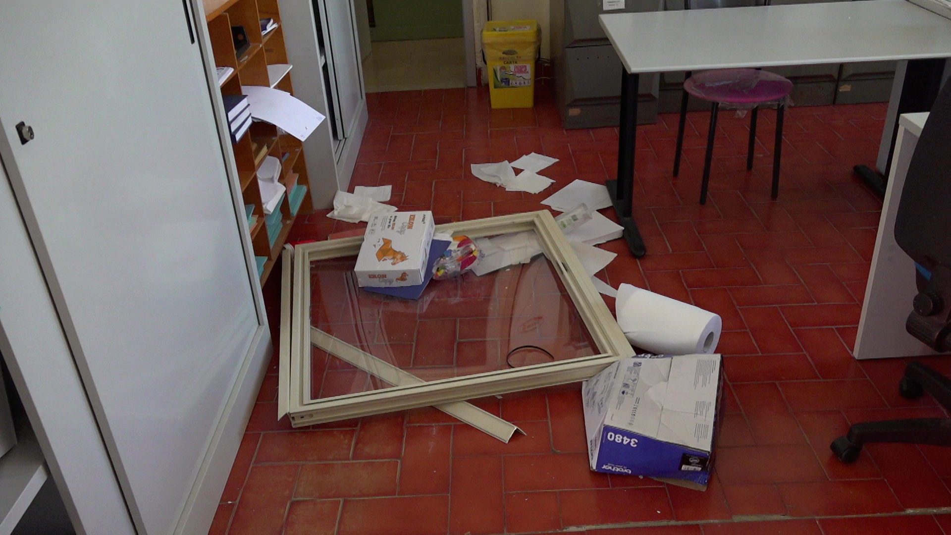 Furto notturno in una scuola del Cilento: è il terzo episodio in pochi mesi