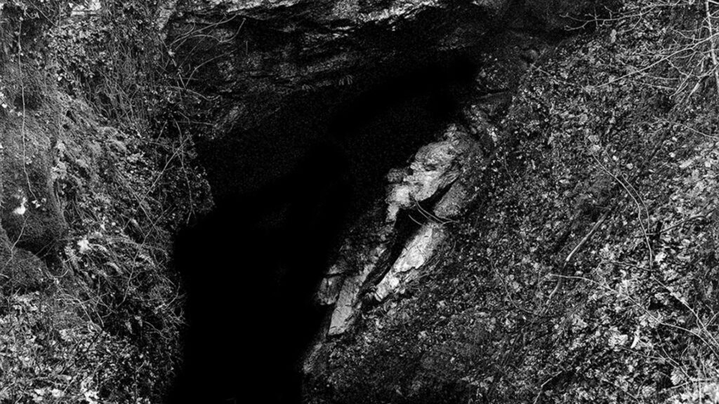 Foibe, iniziativa di Bellomo a Sala Consilina: bandiere a mezz’asta e intitolazione ai Martiri