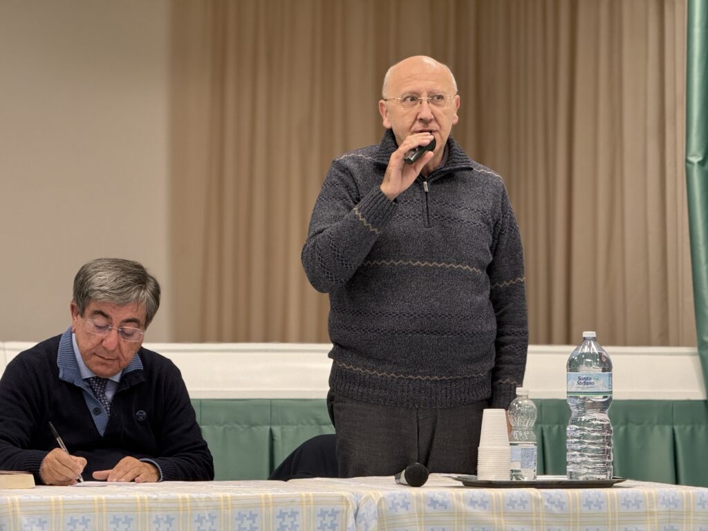 «Non interferite», Don Cozzi a Capitello: nel suo libro i preti che pagarono con la vita la fedeltà al Vangelo