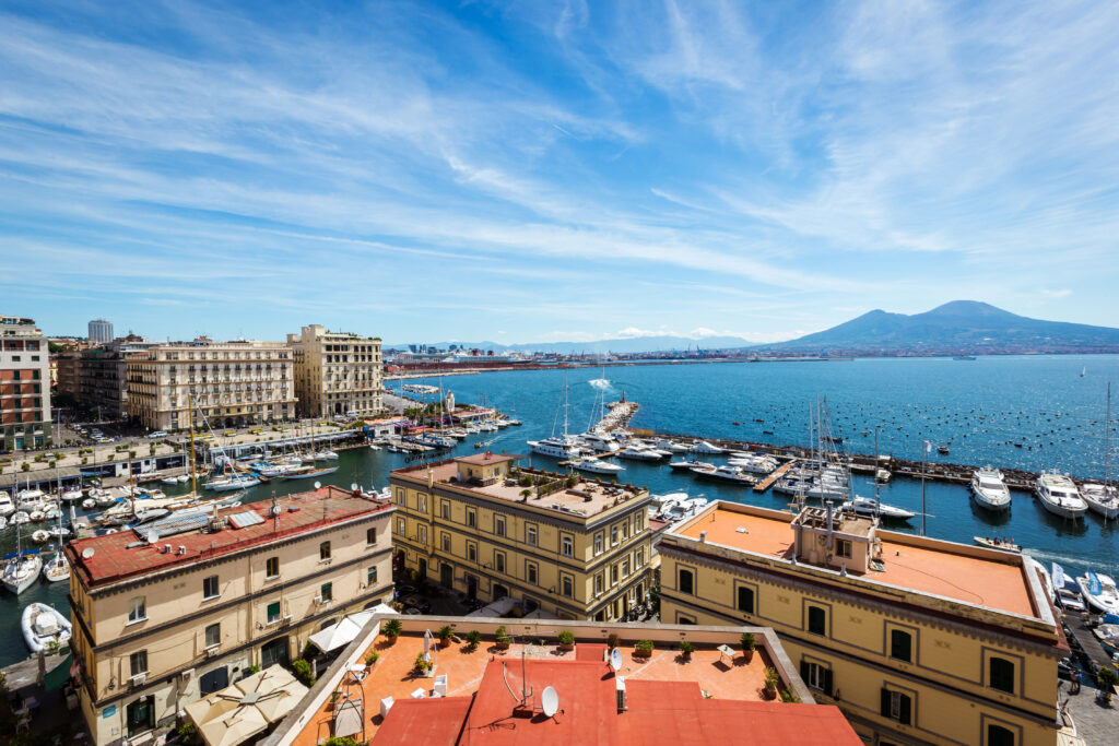 Napoli tra le mete più ambite dagli italiani nel 2025: è la sesta destinazione mondiale più ricercata