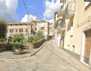 Moio della Civitella, contenzioso sui lavori ai marciapiedi: il Comune chiamato in giudizio