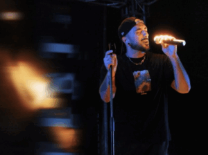 Quando un direttore d’Orchestra di Sanremo punta sull’underground: ecco il nuovo singolo di Angelo Masullo