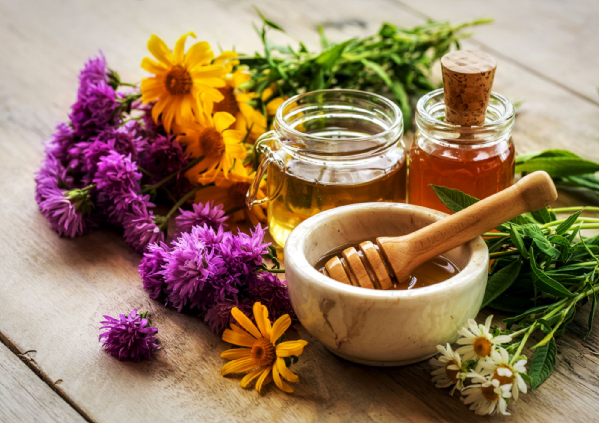 A tavola contro i malanni: gli alimenti e le spezie che aiutano a prevenire i disturbi di stagione