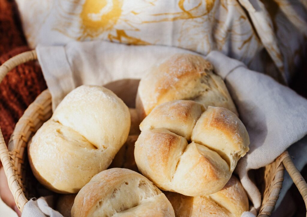 Panini fatti in casa con la friggitrice ad aria: la ricetta facile che conquista tutti