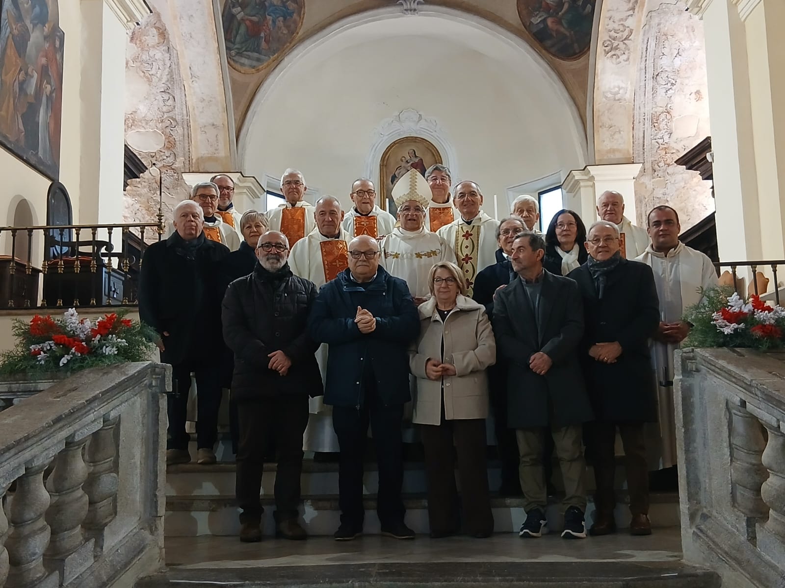 Cinquant’anni dopo, i compagni di seminario del Nunzio Apostolico Giovanni d’Aniello si ritrovano a Policastro