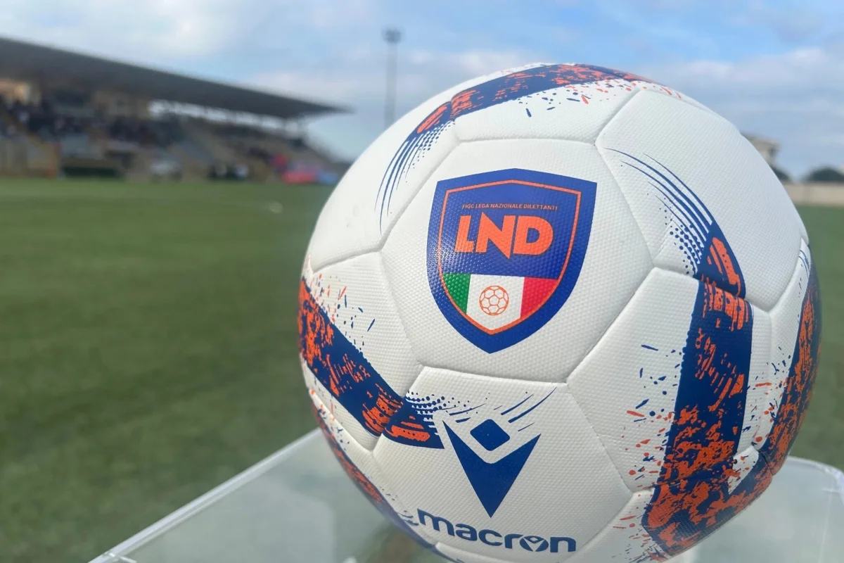 Calcio: weekend di fuoco con il derby Ebolitana-Battipagliese