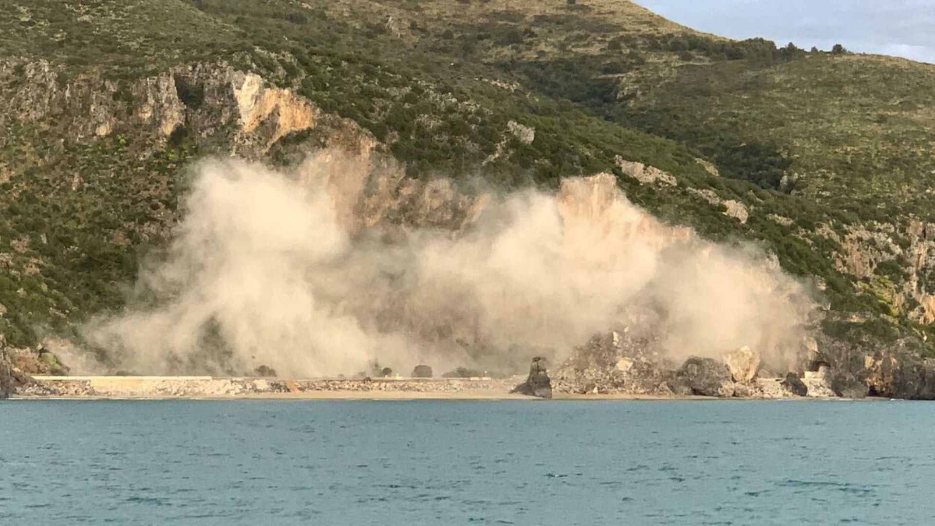 Rimozione rocce costone Mingardo, Consiglio di Stato respinge ricorso Scarpitta