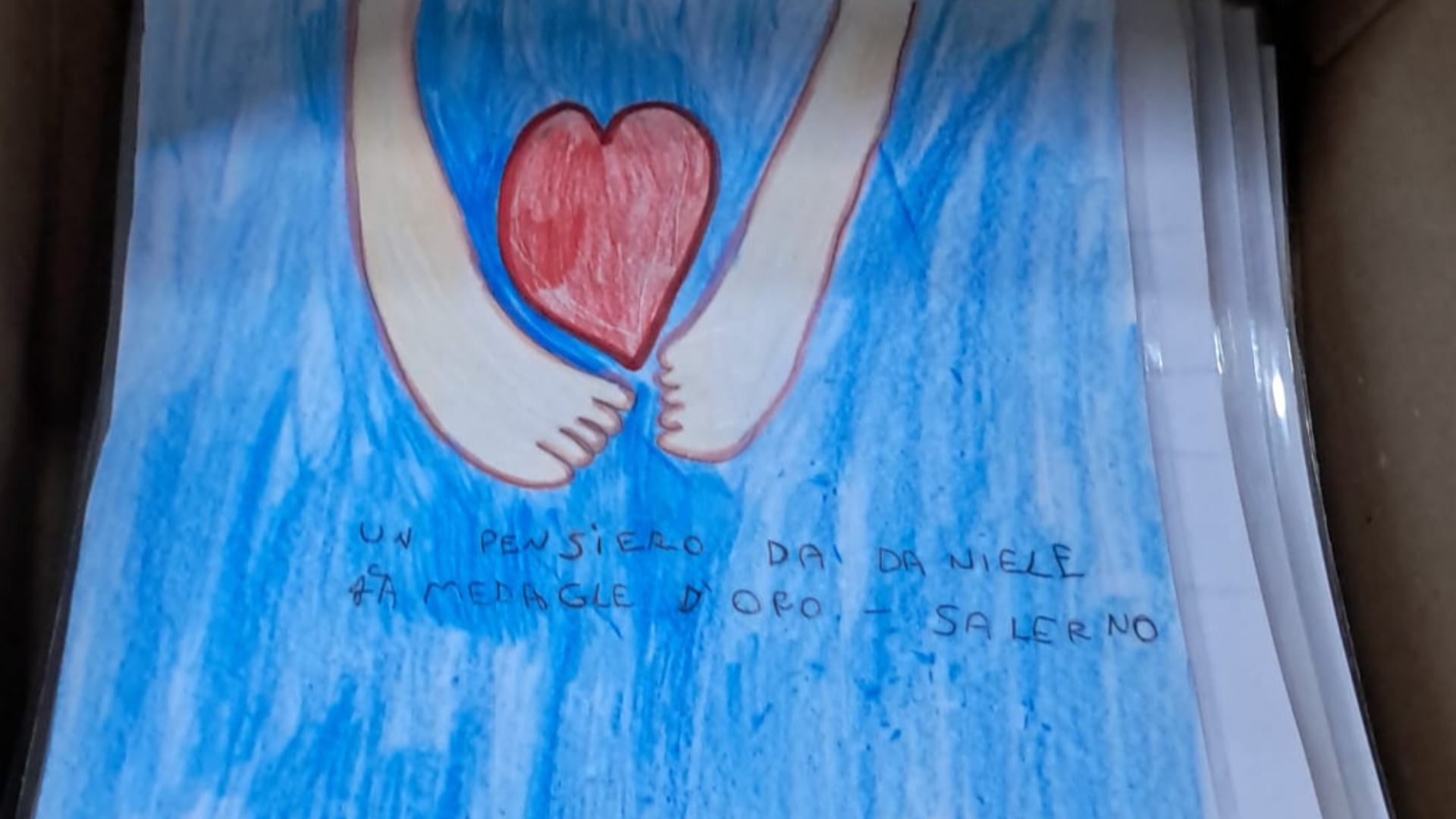 Caritas Salerno: disegni di pace nei pacchi della scuola Medaglie d’Oro