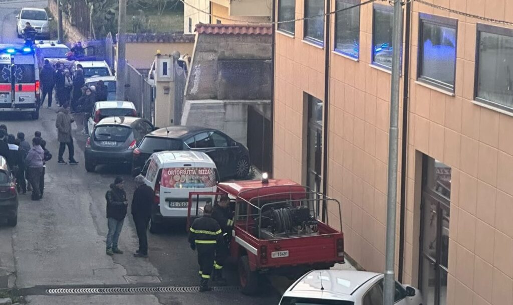 Incendio abitazione Centola: 80enne resta in condizioni critiche. Trasferita al Cardarelli