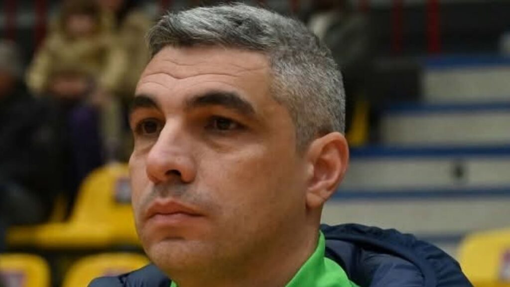 Conde confermato alla guida dello Sporting Sala Consilina: obiettivo continuità