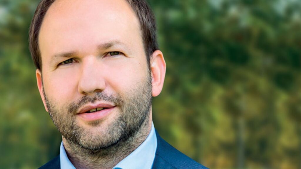 Presunti conflitti d’interesse, la Lega alza il tiro contro la giunta Fico