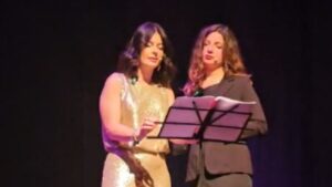 “La bellezza in fondo al cuore”, il libro di Paola Perri si fa esperienza dal vivo al teatro Scarpetta