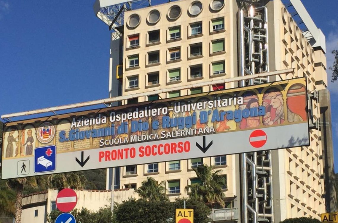 Colpo d’arma da fuoco nel Salernitano: 60enne ferito a una gamba, indagini in corso