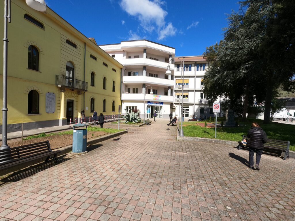 Sala Consilina, trentenne trovato morto in casa: autopsia fissata per mercoledì