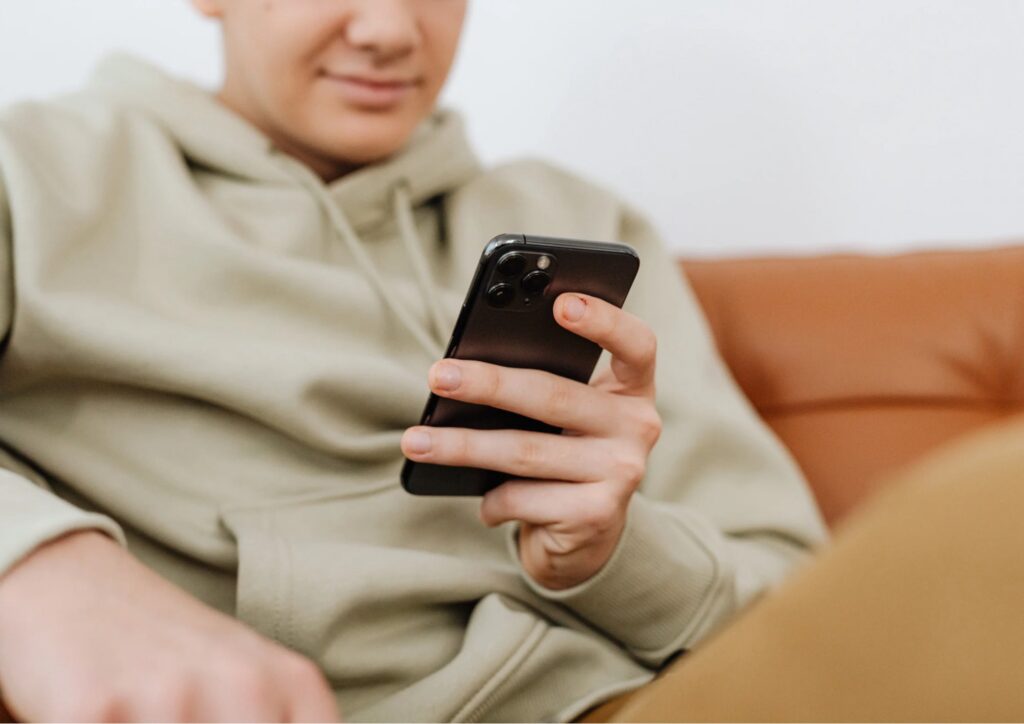 Crescere figli nell’era digitale: come educare all’uso consapevole della tecnologia