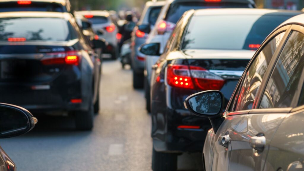 Start&Stop: pro e contro. Consigli per guidare senza problemi