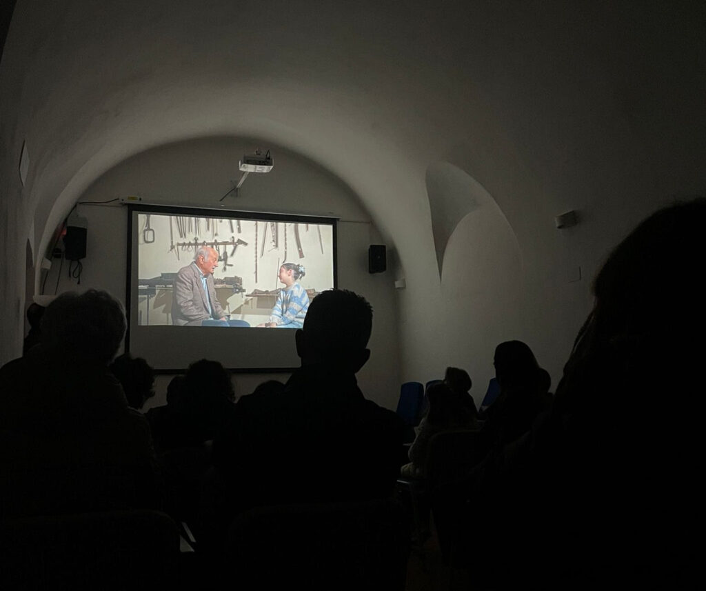 Nelle scuole del Cilento laboratori di cinema per raccontare il territorio con l’audiovisivo