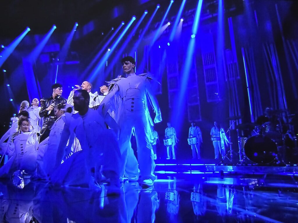 Pierpaolo Monzillo, ballerino di Atena Lucana: dopo il successo di Amici sul palco di Sanremo con Raf e The Kolors