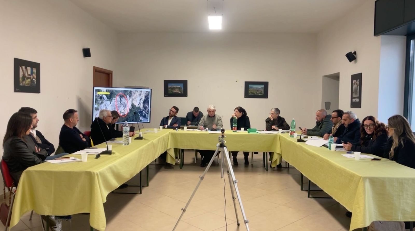 Camerota, bocciata la mozione di sfiducia: rinnovata la fiducia al sindaco Scarpitta