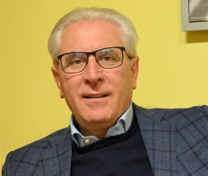 Campagna, dodici consiglieri si dimettono: cade l’amministrazione Luongo