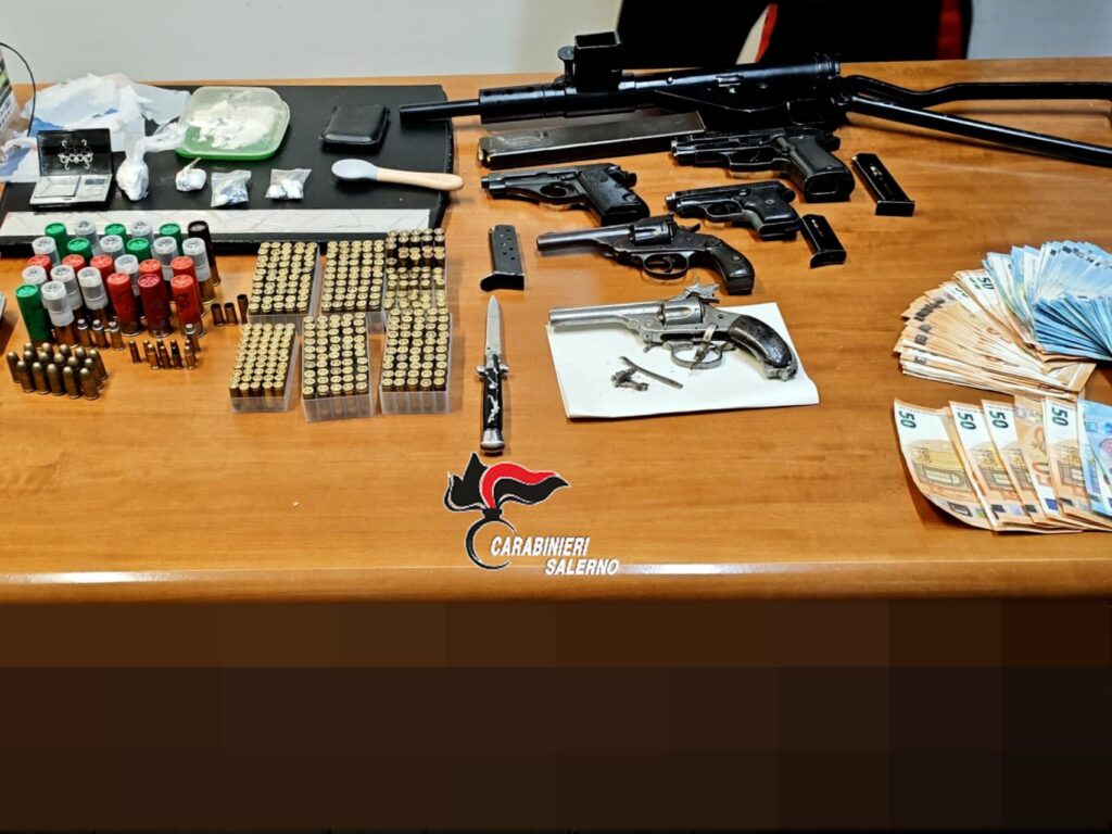 Giffoni Valle Piana, droga e armi clandestine: arrestato un uomo dopo una perquisizione