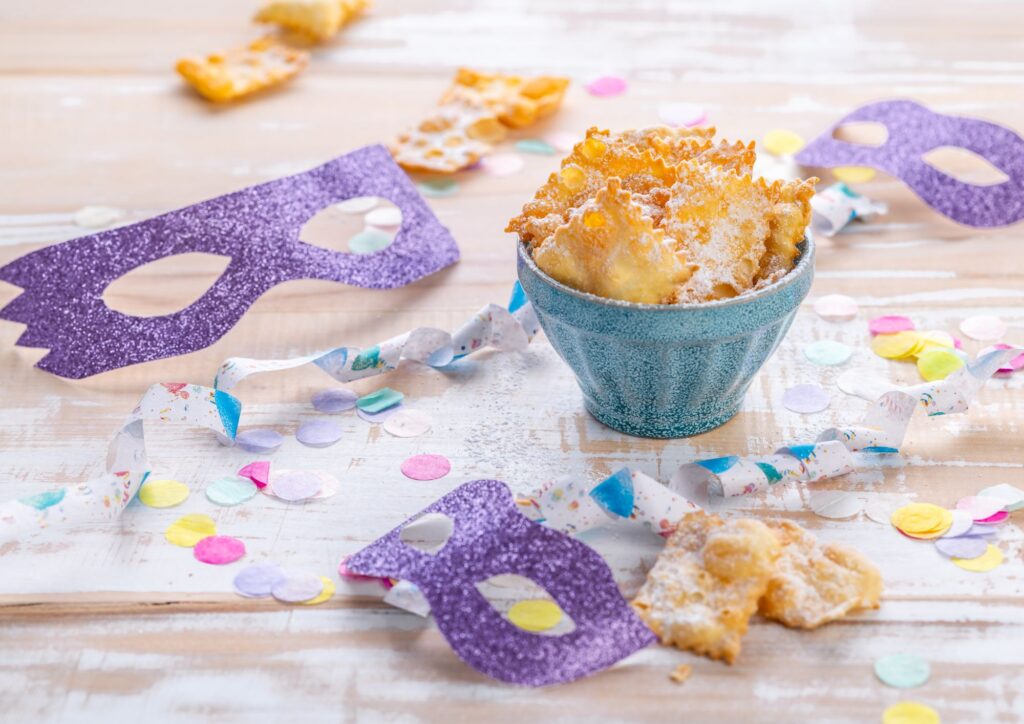 Dolci di Carnevale: viaggio goloso da nord a sud dell’Italia