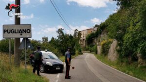Montecorvino Pugliano, arrestato per rapina impropria dopo l’aggressione a un dipendente