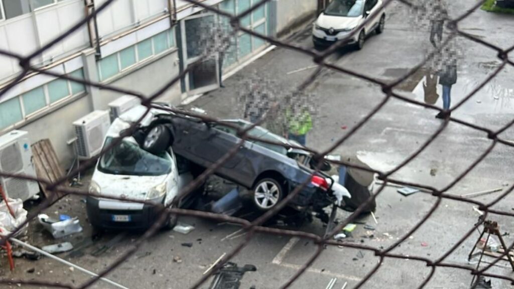 Agropoli, auto precipita giù: muore un uomo, grave la moglie