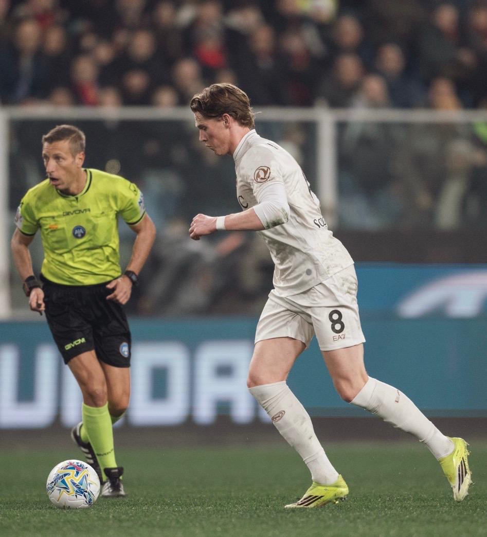 Genoa 2 vs 3 Napoli: gli azzurri perdono un altro uomo ma, pur soffrendo, portano a casa 3 punti pesanti