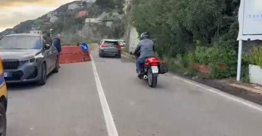 SS163 a Vietri sul Mare, riapertura della strada a senso unico alternato