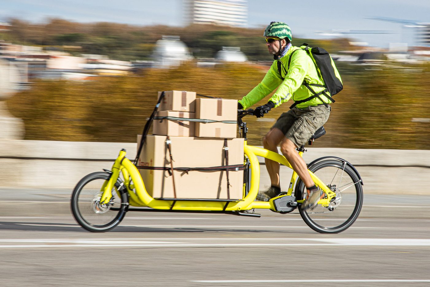 Cargo bike e logistica urbana: la rivoluzione silenziosa dell’ultimo miglio