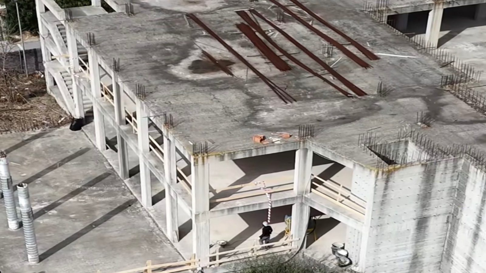 Pollica, nuova caserma dei carabinieri ad Acciaroli: lavori consegnati dopo dieci anni, struttura pronta per novembre 2026