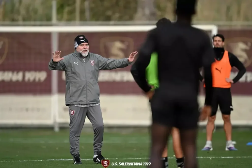 Salernitana, inizia l’era Serse Cosmi: primo allenamento per il mister umbro
