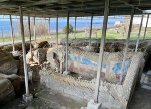 Archeologia, nuove decorazioni da ricerche a Villa Sora nel Parco di Ercolano