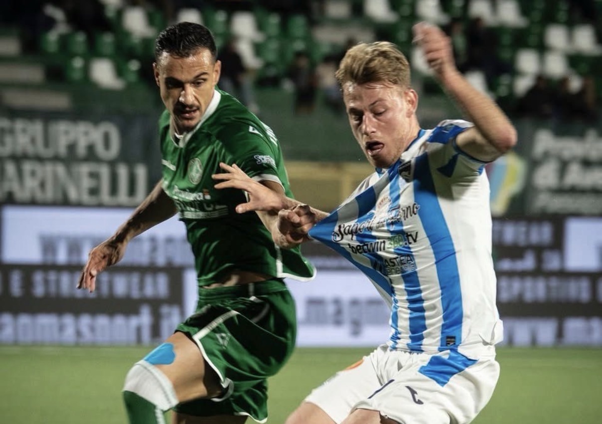 Avellino–Pescara 0-1: Brugman decide il match e gela il Partenio