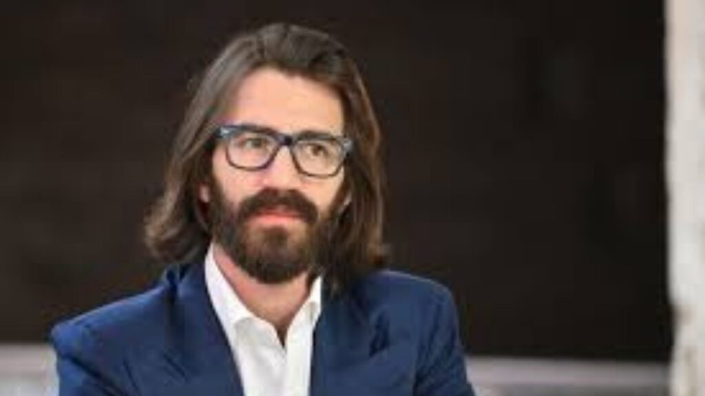 Leonardo Maria Del Vecchio, il giovane imprenditore tra eredità e nuove ambizioni