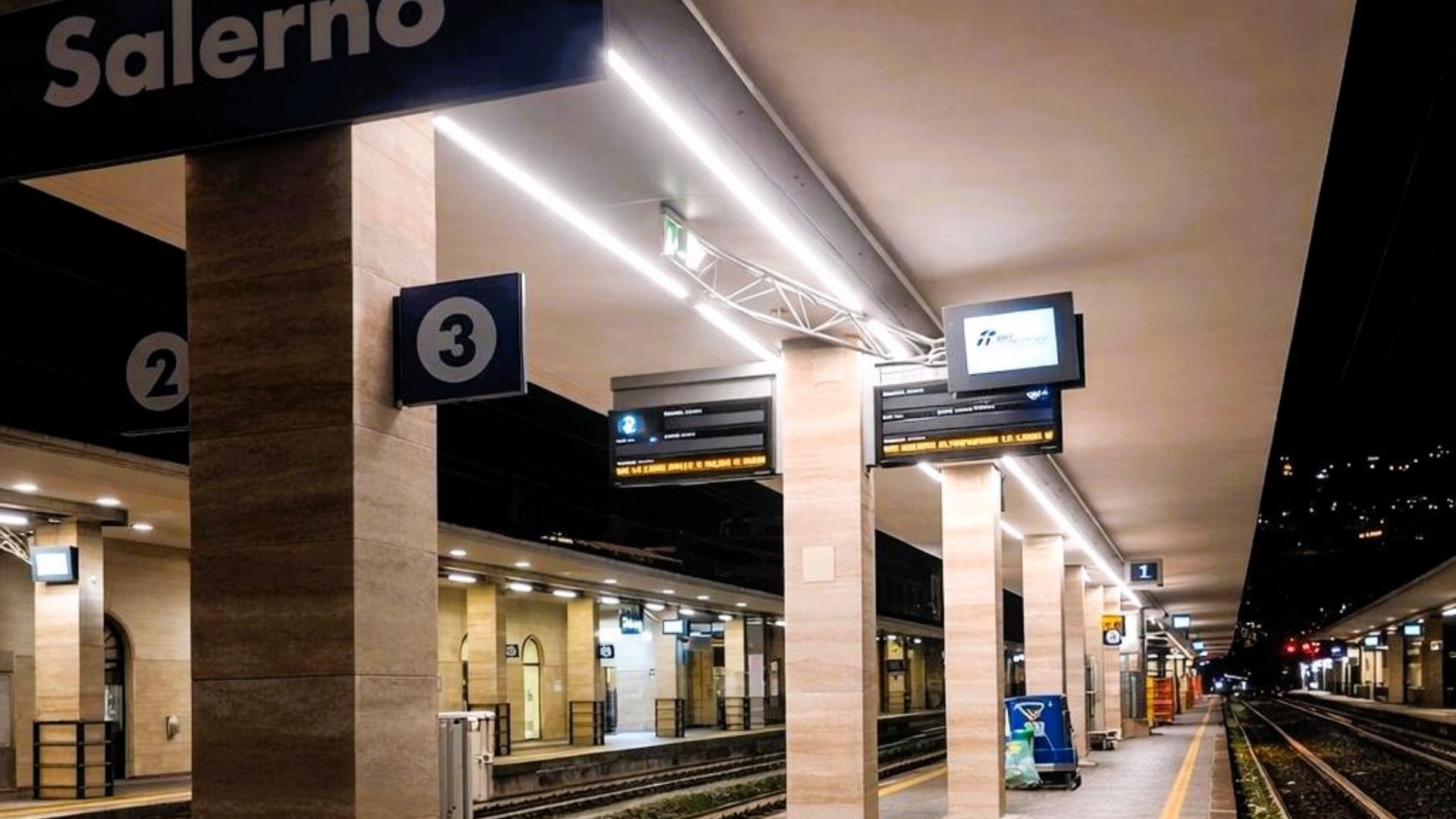 RFI: completato il restyling della nuova pensilina nella stazione di Salerno