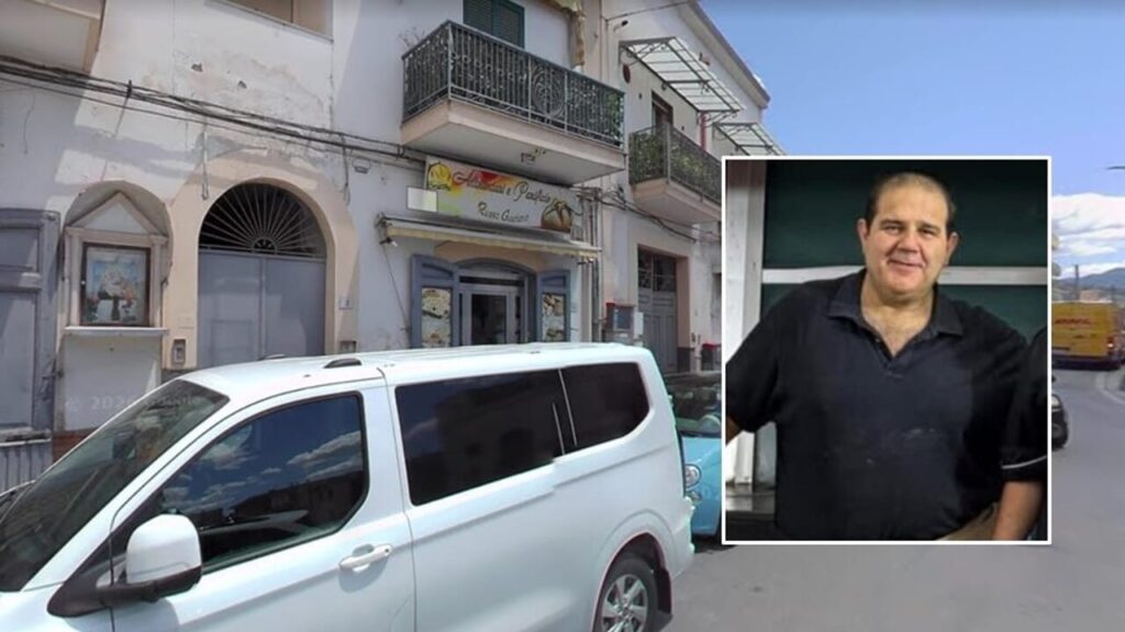Sarno, veglia nella salumeria di Gaetano Russo. La figlia accusa: «Voleva uccidere anche noi»