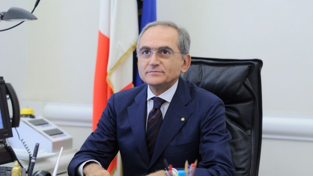 Salerno al voto nei prossimi mesi, il prefetto ha nominato il commissario: è Vincenzo Panico